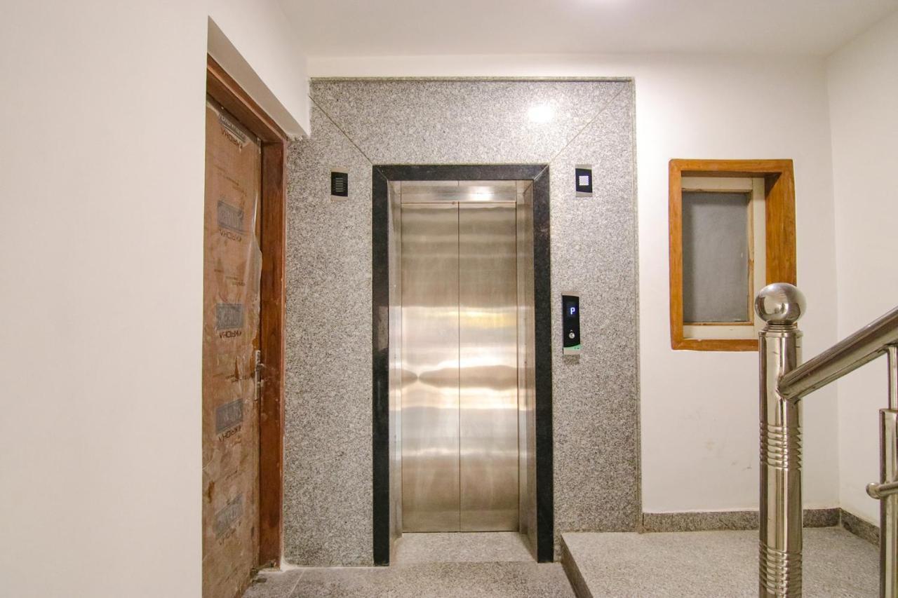 Fabhotel La Serene Bnb- Ashok Vihar New Delhi Luaran gambar